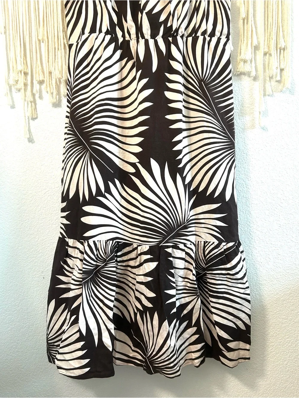 SANCTUARY Sundance Brown Palm-Print Maxi Dress with Cream Accents Linen Blend